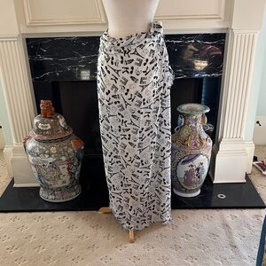 “Karl Lagerfeld” Black & White Paris Print Wrap Scarf